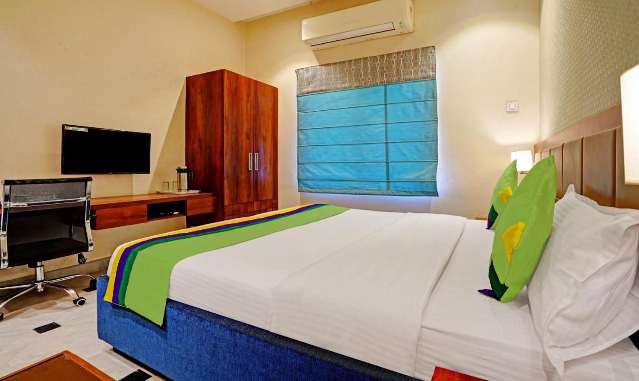 Treebo Trend Hotel YKS Kota  Buitenkant foto